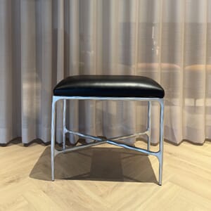 Artbench - Silver Ebony