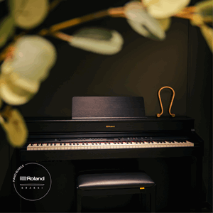 Roland HP702 Sort Interiør Krakki Pianopakke